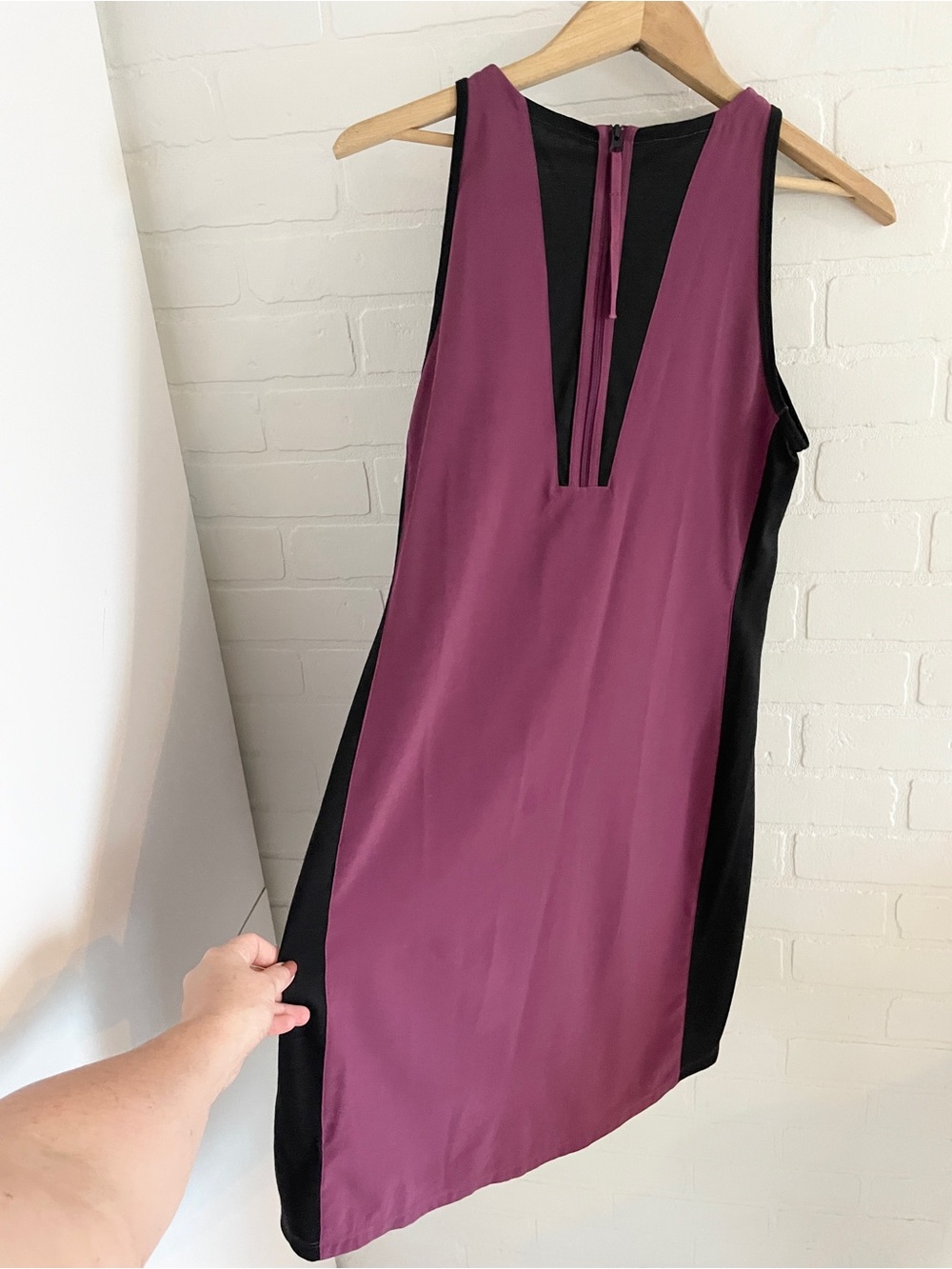 Smartwool Gorpcore Merino Panel Athletic Mini Dress Berry Black Sz M - Picture 11 of 16